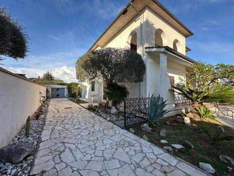Appartamento in Via dei Caprioli s.n.c, San Felice Circeo
