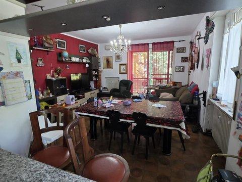 Quadrilocale in Via San Pietro, 4, Casatenovo