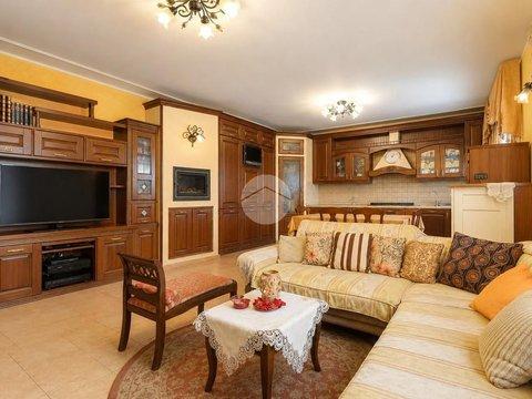 Quadrilocale in Via Roma, 320, Santo Stefano - San Silvestro, Silvi