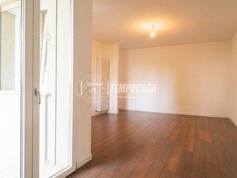 Trilocale a Fano 2, Fano