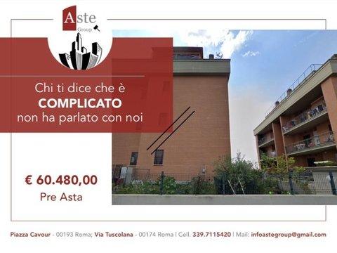Trilocale in Via Balsorano, 44, Lunghezza - Villaggio Prenestino, Roma