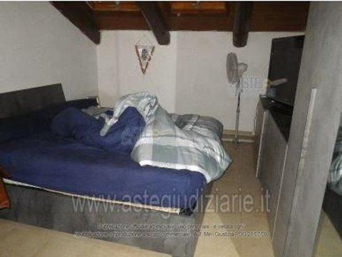 Bilocale in Via Camillo Saccarelli, 22, Venaria Reale