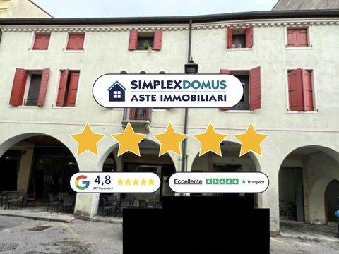Trilocale in Via Cavour, Este