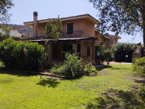 Villetta bifamiliare in Via Alderamin, 27, Maracalagonis