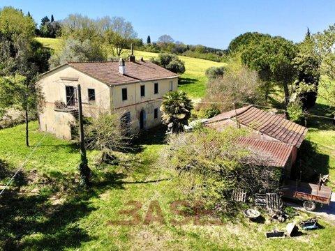 Casale/cascina in Via Roma s.n.c, Collesalvetti, Collesalvetti