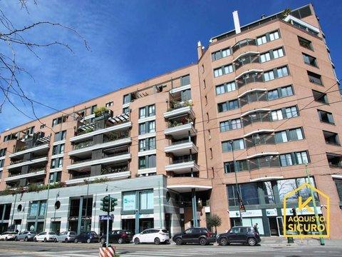 Appartamento in Via Rembrandt, 2, Morgantini - Segesta, Milano