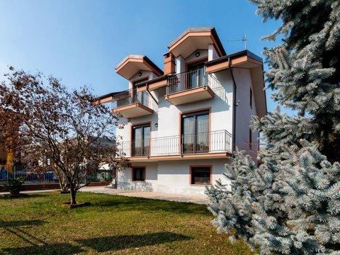 Villa in Via Ronchi, 33, San Mauro Torinese