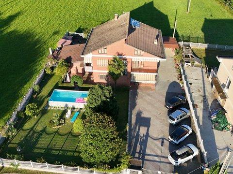 Villa in Via Teresa Belloc, 106, San Benigno Canavese
