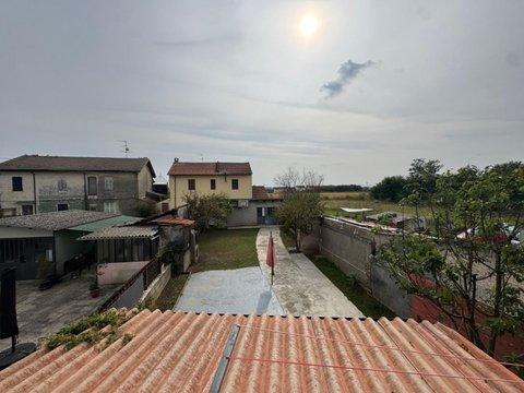 Villa in Via Madonnina, 45, Rive