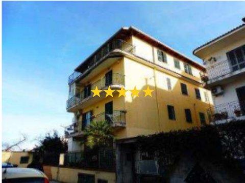 Appartamento in via C. Pisacane, Zona Spazzilli-Oasi Sacro Cuore, Giugliano in Campania