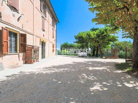 Appartamento in Via Suore, Pedagna, Imola