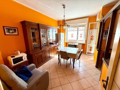 Trilocale in Via Europa, 34, Vinovo