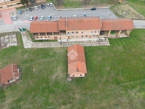 Casale/cascina in Via San Giovanni, 10, Riva Presso Chieri