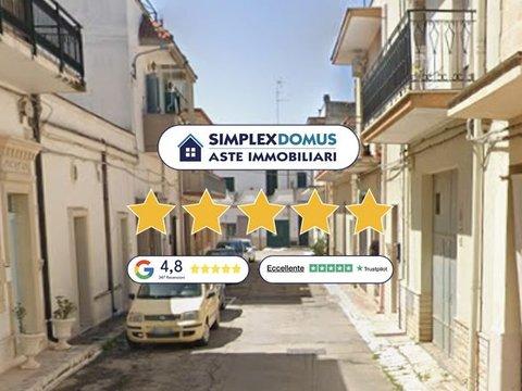 Appartamento in Via Zara, Oria