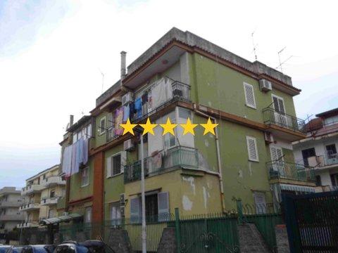 Quadrilocale in via Fratelli Bandiera, Zona Spazzilli-Oasi Sacro Cuore, Giugliano in Campania