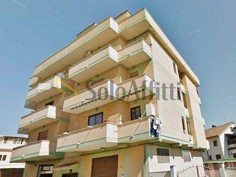 Quadrilocale in Via Cardinal Lambruschini s.n.c, Fiumicino Paese, Fiumicino