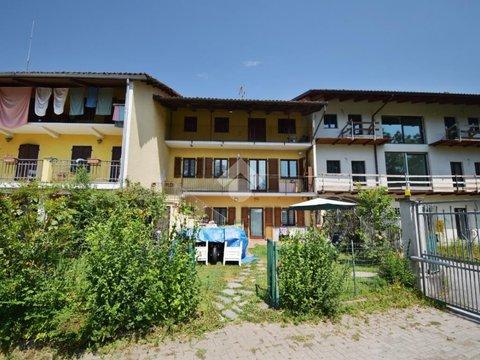 Villetta bifamiliare in Via Chiaverano, 14, Cascinette d'Ivrea