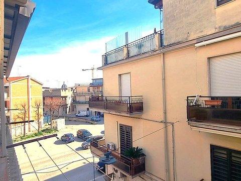 Quadrilocale in Viale di Ponente, Cerignola