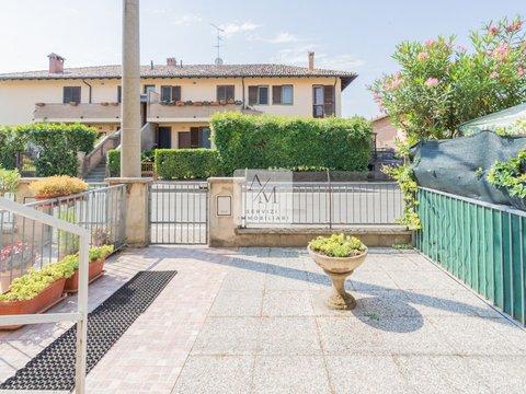 Casa indipendente in Via Cavour, 6, Rodano
