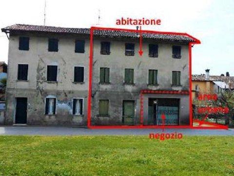 Casa indipendente in Piazza al Tiglio, 6, Cordovado