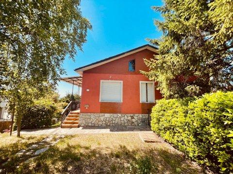 Casa indipendente in Sp32, 3, Serravalle Langhe