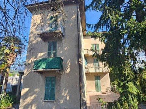 Casa indipendente in Via Giuseppe Mazzini, Calolziocorte