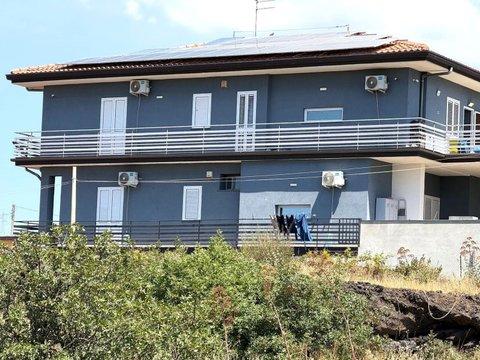 Appartamento in Via Tiziano, 14, Belpasso