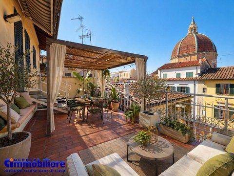 Appartamento in Piazzetta Spirito Santo s.n.c, Centro Storico (ZTL), Pistoia