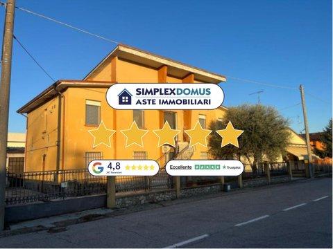 Villa in Via Martiri di Belfiore, San Giorgio Bigarello