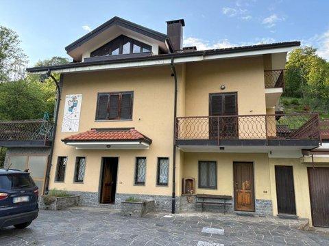 Villa in Località Morondo, Cellio con Breia