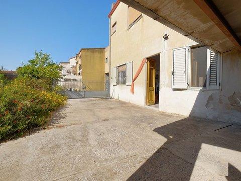 Quadrilocale in Via Antonio Lai, 5, Villaperuccio
