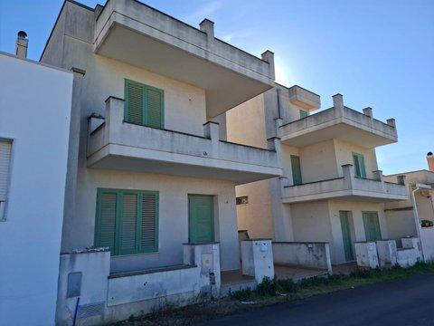Villetta a schiera in Via Po, 47, Centro, Ugento