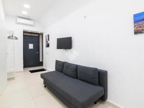 Monolocale in Pendino Santa Barbara, 25, Santa Chiara-Università, Napoli
