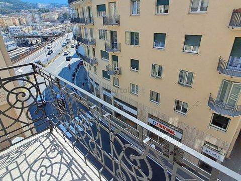 Appartamento in Via Montevideo s.n.c, Foce, Genova