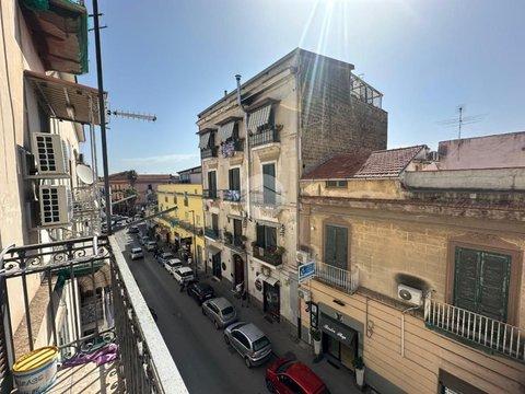 Bilocale in Via Regina Margherita, 12, Miano, Napoli
