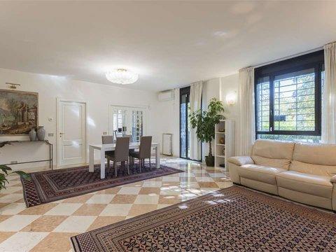 Appartamento in Via delle Costellazioni s.n.c, Villaggio Zeta, Modena
