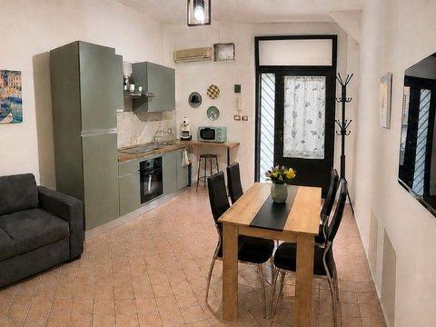 Monolocale in Via Vicenza, 73, Province, Catania