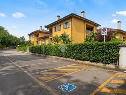Trilocale in Via Privata Europa, 20, Calco