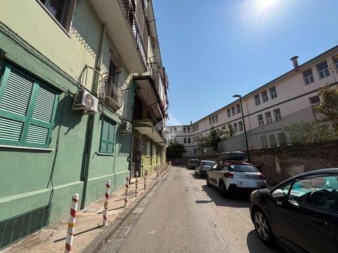 Trilocale in Via Amalfi, 19, San Giovanni a Teduccio, Napoli