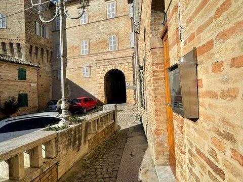 Casa indipendente in Via Guglielmo Marconi, 17, Carassai