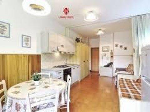 Trilocale in Largo Olgiata, 15, Olgiata, Roma