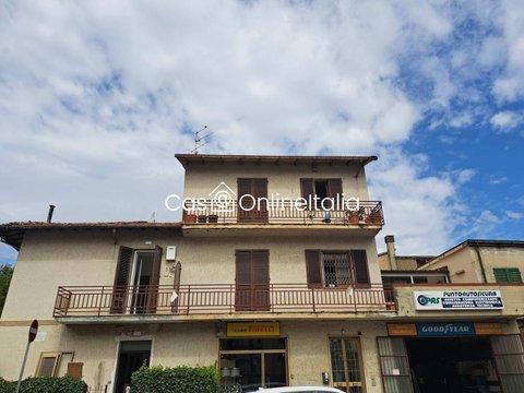 Casa indipendente in Via F. Ferrucci, 3, Centro, Campi Bisenzio