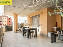Appartamento in Via Romolo Nicolis, San Martino Buon Albergo