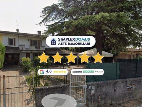 Villa in Via Antonio Gramsci, Castellucchio