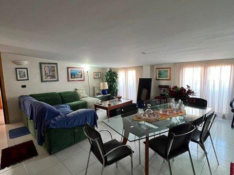 Appartamento in Viale Cavalieri di Vittorio Veneto, 60, Bronte