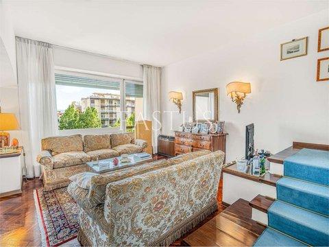 Appartamento su due piani in Via Luigi Gordigiani, 10, Ponte di Mezzo, Firenze