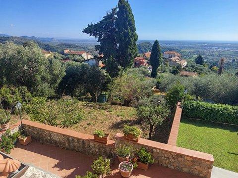 Villa in Bargecchia s.n.c, Bargecchia-Corsanico, Massarosa
