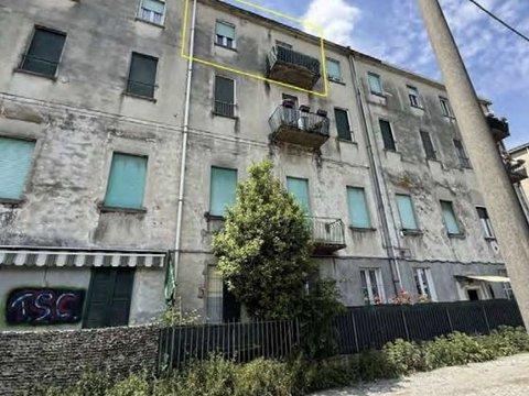 Monolocale in Via Barozzi, 21, Olginate