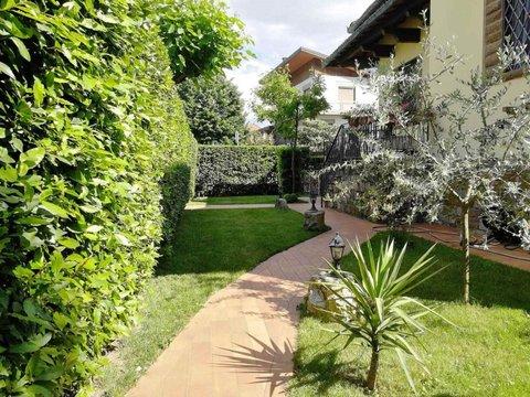 Villa a Centro, Campi Bisenzio