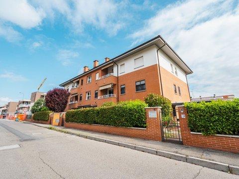 Trilocale in Via Costa Torquato, 39, Anzola dell'Emilia